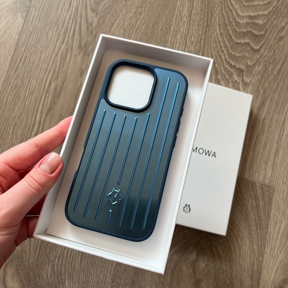 NWT Rimowa iPhone 16 Pro Blue Aluminum Phone Case - Picture 2 of 5